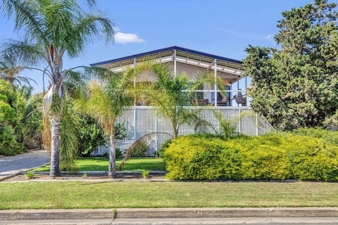 Zephyr Shores - Accommodation Coffs Harbour 2