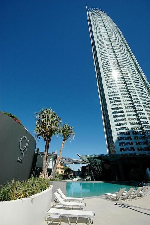 Apartment 4204 - HR Surfers Paradise - Accommodation Coffs Harbour 5