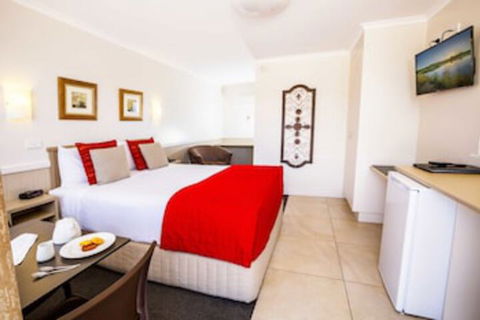 Apple & Grape Motel - Accommodation Coffs Harbour 0