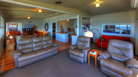 Stanley View Beach House - Accommodation Coffs Harbour 5