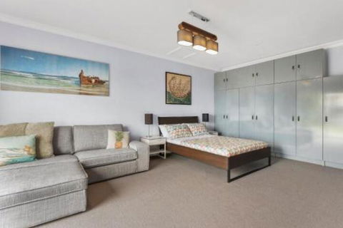 Art House - Accommodation Coffs Harbour 7