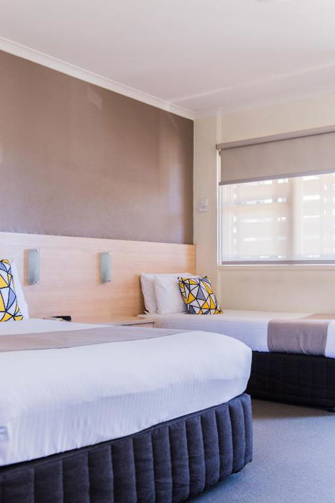 Hotel Canobolas Motel & Units - Accommodation Coffs Harbour 4
