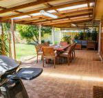 Sunbaker Beach House 4 Mins to Beach Pet Friendly with Fire Pit - Accommodation Coffs Harbour
