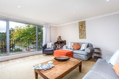 Paris On Maroondah - Accommodation Coffs Harbour 4