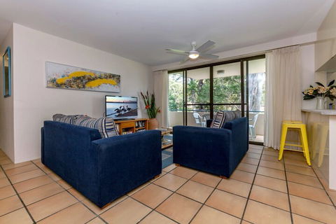 Mistral Court Unit 2 / 17 Mistral Close - Accommodation Coffs Harbour 1