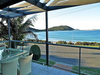 On The Beach At Fingal Bay - Accommodation Coffs Harbour 0