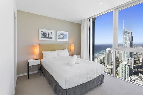 Holiday Holiday - H Residence Apartments - Accommodation Coffs Harbour 0