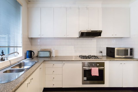 SELENA, 2BDR South Yarra Apartment - Accommodation Coffs Harbour 2