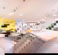 Euphoria House - Accommodation Coffs Harbour