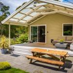 Adventure Bay Holiday Home - Accommodation Coffs Harbour 0
