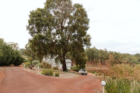 Nannup Hideaway - Accommodation Coffs Harbour 1