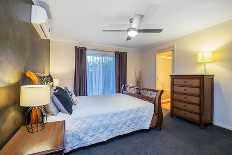 Anaheim Family Oasis - Accommodation Coffs Harbour 3