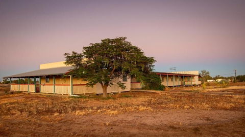 Longreach Outback Adventures - Accommodation Coffs Harbour 4