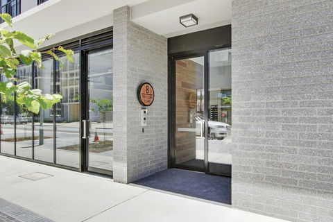 Accommodate Canberra - The Pier - Accommodation Coffs Harbour 2