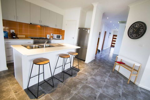 Casa Del Lago - Accommodation Coffs Harbour 2