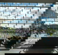 Wallaroo Marina Apartments - Accommodation Coffs Harbour