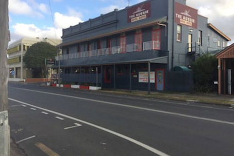 Aussie Hotel - Accommodation Coffs Harbour 0