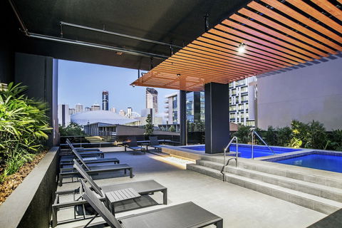 Arise Atlas - Accommodation Coffs Harbour 1