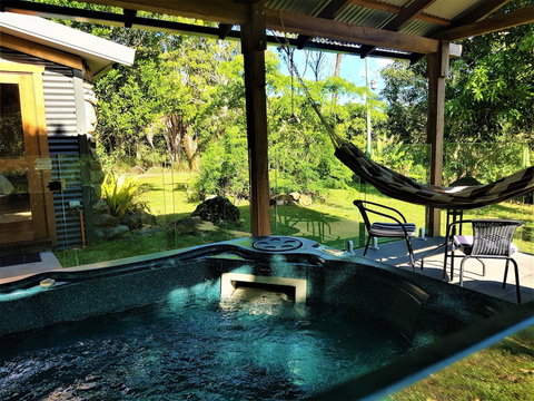 Palm Grove Rainforest Retreat - Accommodation Coffs Harbour 6