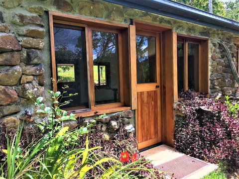 Palm Grove Rainforest Retreat - Accommodation Coffs Harbour 2