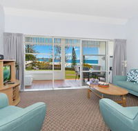Quarterdeck Unit 2 Lennox Head - Accommodation Coffs Harbour