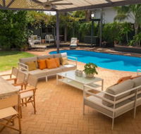 The Kinninmont House - Accommodation Coffs Harbour