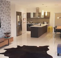 Big House in Melville - Accommodation Coffs Harbour