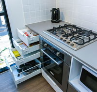 Vibrant Inner City Living - Accommodation Coffs Harbour