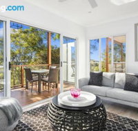 Avalon Tree House - Accommodation Coffs Harbour
