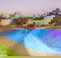 Anaheim Park Oasis - Accommodation Coffs Harbour