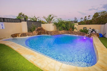 Anaheim Park Oasis - Accommodation Coffs Harbour 0