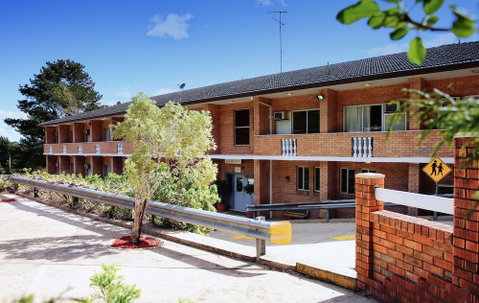 Blue Mountains Motel - Accommodation Coffs Harbour 0