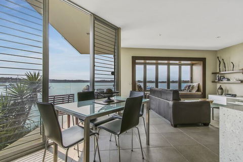 A Window On The Bay - Accommodation Coffs Harbour 5