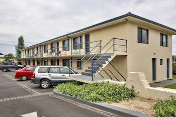 Anchored At South West Rocks - Accommodation Coffs Harbour 6