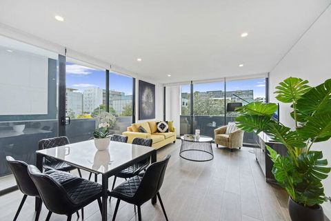 HomeHotel Luxury & Contemporary Apt - Accommodation Coffs Harbour 7