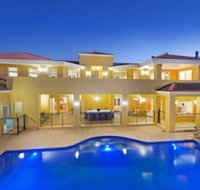 Bridgewings Lighthouse Beach - Accommodation Coffs Harbour