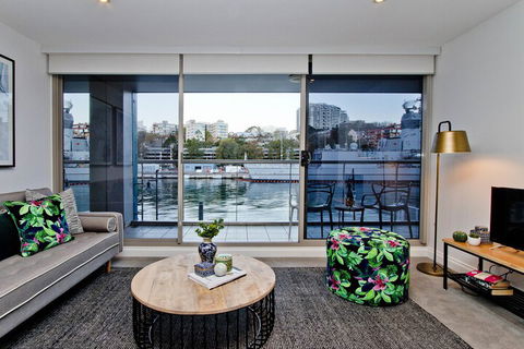 Absolute Sydney Harbour Front Luxury With Parking - Accommodation Coffs Harbour 6