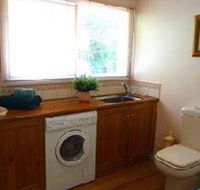 Australian Home Away at Eltham Venn Cottage - Accommodation Coffs Harbour