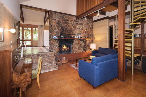 Trastevere Cowaramup Farm House - Accommodation Coffs Harbour 6