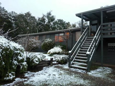 Alps Lodge - Accommodation Coffs Harbour 2