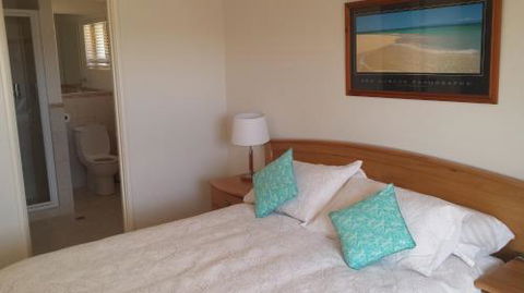 Alexander Drive B & B - Accommodation Coffs Harbour 3