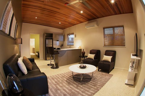 Mia Mia Executive Apartments - Accommodation Coffs Harbour 1