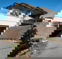 The Waverley International Hotel - Accommodation Coffs Harbour