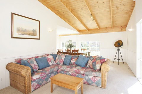 Beechworth Cedar Cottages - Accommodation Coffs Harbour 2
