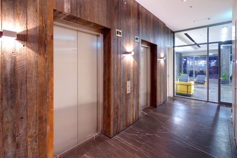 Zara Tower Hotel - Accommodation Coffs Harbour 1