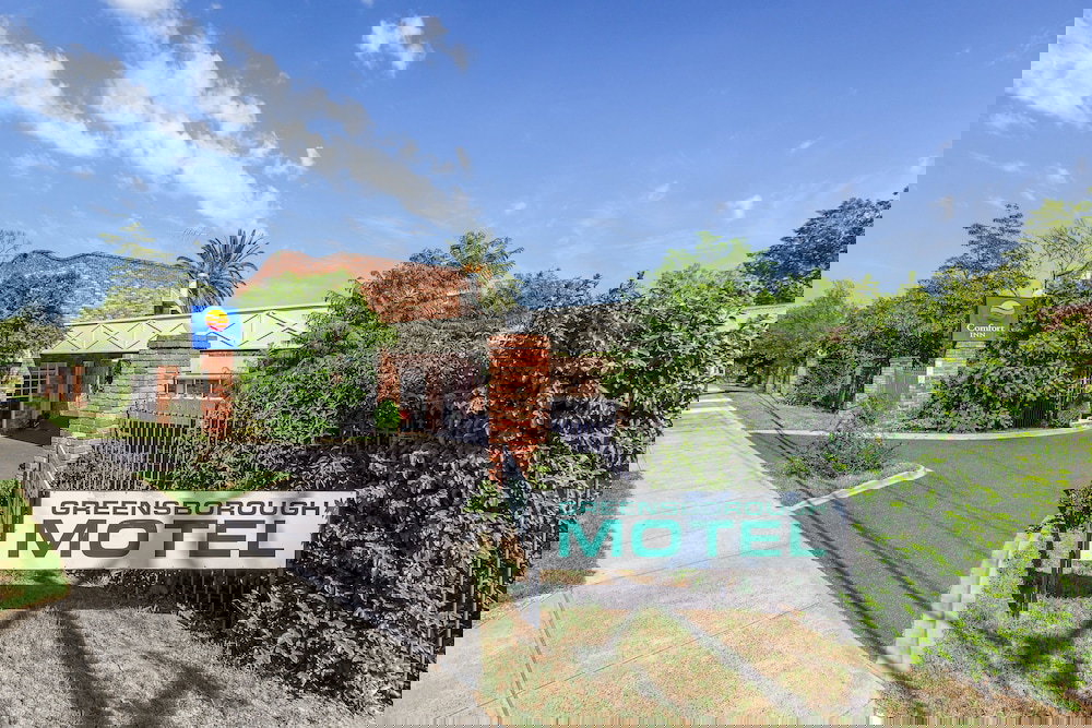 Macleod West VIC Accommodation Coffs Harbour