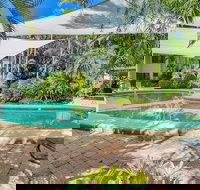 Beachfront Apartments on Trinity Beach - Accommodation Coffs Harbour