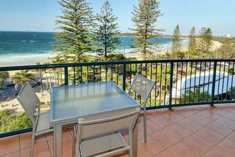 Peninsular Beachfront Resort - Accommodation Coffs Harbour 1