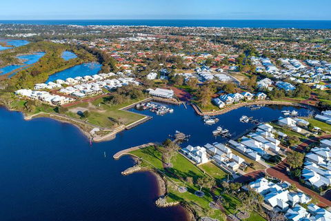 Mandurah Quay Resort - Accommodation Coffs Harbour 2