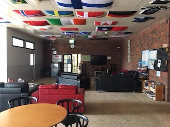 Warrnambool Beach Backpackers - Accommodation Coffs Harbour 2